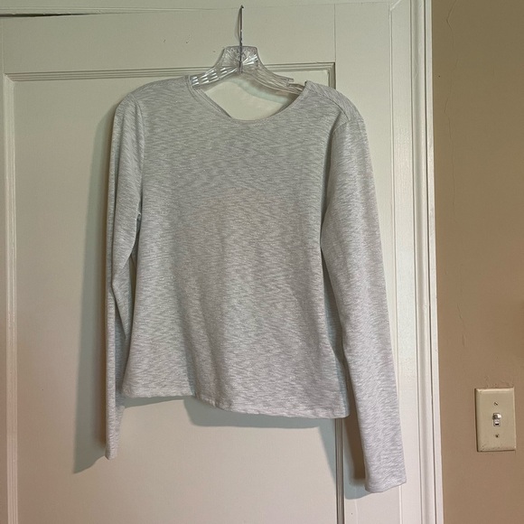 Alya Tops - Light Gray Long Sleeve Top